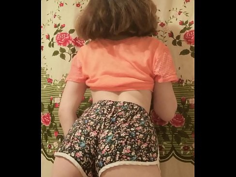 ❤️ Sexy jong baba wat haar kortbroek op kamera uittrek ❤  Seks op af.shufflesex.ru ☑
