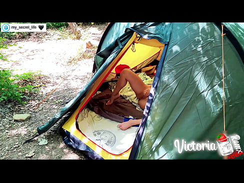 ❤️ Op kamera verfilm Passievolle ruk vreemdeling in 'n tent ❤  Seks op af.shufflesex.ru ☑