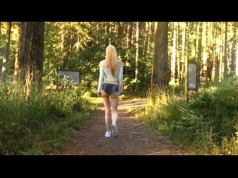 ❤️ Mooi vrou beweeg stadig, nie naakvideo nie ❤  Seks op af.shufflesex.ru ☑